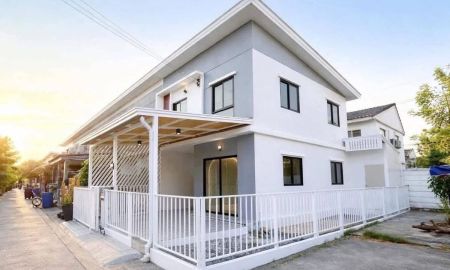 ขายบ้าน - RealEstate 905-46 รีโนเวทใหม่เอี่ยมทั้งหลัง ดีไซน์โปร่งสบาย