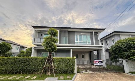 ขายบ้าน - ขายบ้านเดี่ยว 2 ชั้น Centro Bangna-Wongwaen บ้านหลังริม 61.5 ตร.ว. 4 ห้องนอน 4 ห้องน้ำ พร้อมเฟอร์นิเจอร์ ย่านบางนา-ประเวศ