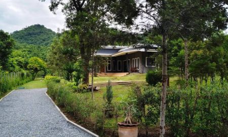 ขายบ้าน - ขายที่ดินพร้อมบ้านเขาใหญ่ ปากช่อง 1.5ไร่ หนองน้ำแดง ใกล้ถนนธนะรัชต์ มอเตอร์เวย์ M6 แม็คโคร อากาศดีวิวเขาสวยล้อมรอบ ที่สูงน้ำไม่ท่วม ใกล้โรงพยาบาล ตลาด