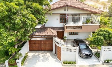 ให้เช่าอาคารพาณิชย์ / สำนักงาน - รัชดา15-21 MRT สุทธิสาร 1.1 กม. วิภาวดี2-8 บ้านเดี่ยว 2 ชั้น แอร์ 5 เครื่อง จอดรถ 3 คัน อินทามระ 18 26 3-4นอน