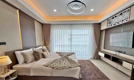 ขายคอนโด - ขาย Majestic Jomtien ห้องรีโนเวทใหม่ 2 ห้องนอน 2 ห้องน้ำ วิวสระ
