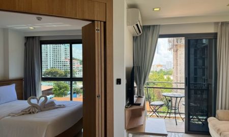 ขายคอนโด - ขาย City Garden Pratumnak ชั้น 8 วิวทะเลและวิวเมือง (ชื่อต่างชาติ)