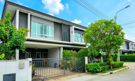 ขายบ้าน - ขายบ้านเดี่ยว(หลังมุม) 2 ชั้น มบ.เดอะเซนโทร วัชรพล ตกแต่งพร้อมอยู่ เดินทางสะดวก โครงการน้ำไม่เคยท่วม
