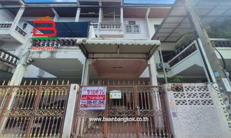 ขายทาวน์เฮาส์ - ทาวน์เฮาส์ 3 ชั้น เนื้อที่ 28 ตร.ว. บ้านแก้ววิลล่า (ซอยจรัญสนิทวงศ์ 27 แยก 22) ถนนจรัญสนิทวงศ์ แขวงบางขุนศรี เขตบางกอกน้อย