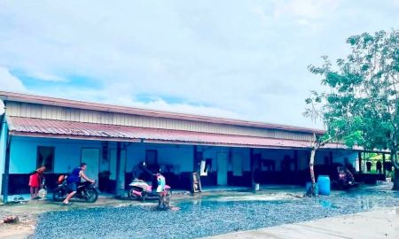 ขายที่ดิน - ขายที่ดินพร้อมสิ่งปลูกสร้าง บ้านค่าย บางบุตร ระยอง ทำเลดี พร้อมใช้งาน