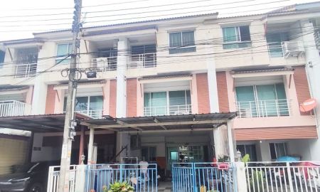 ขายบ้าน - ขายทาวน์โฮม 3ชั้น 22 ตรว. 4 ห้องนอน 5ห้องน้ำ ซอยโยธินพัฒนา 3แยก17 เขตบางกะปิ กรุงเทพ