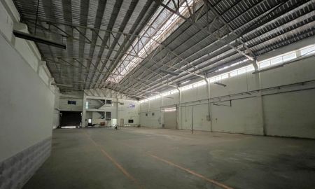 ขาย-ให้เช่าโรงงาน / โกดัง - ให้เช่าโกดังรีโนเวทใหม่ทั้งหลังไร่ขิง พุทธมณฑลสาย 5 พื้นที่ใช้สอย 1,230 ตร.ม. พื้นที่สีม่วง ขาย 18 ล้านบาท