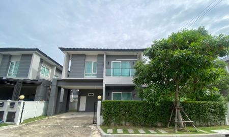 ขายบ้าน - ขายบ้านเดี่ยว CENTRO พหลฯ - วิภาวดี 2 ติดถนนใหญ่พหลโยธิน ใกล้ฟิวเจอร์พาร์คและสเปลล์ เพียง 3 นาที เดินทางสะดวก ขึ้นโทลล์เวย์ง่าย