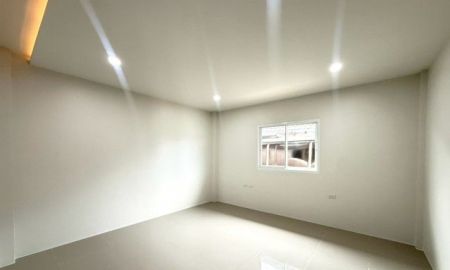 ขายบ้าน - บ้านเดี่ยวสร้างใหม่ ในหมู่บ้าน AREEYA VILLA พัทยา - หนองปรือ ใกล้ สภ.หนองปรือ