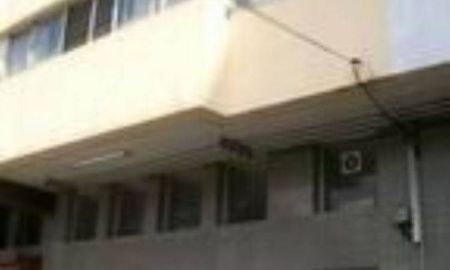 ขายทาวน์เฮาส์ - ขายโฮมออฟฟิศ 4 ชั้น ถ.ตากสิน ธนบุรี ทำเลดี เดินทางสะดวก ใกล้ BTS วงเวียนใหญ่