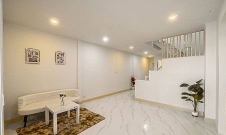 ขายทาวน์เฮาส์ - ขายทาวน์เฮ้าส์ 2 ชั้น รีโนเวทใหม่ หมู่บ้านลุมพินี บางบัวทอง