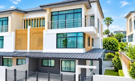 ให้เช่าบ้าน - โฮมออฟฟิศบ้าน 3 ชั้นให้เช่า 5นอน MRT บางรักใหญ่ 600 ม.ราชพฤกษ์ บางรักน้อย 4 น้ำ ที่ดิน 36 ตร.ว.พื้นที่ใช้สอย 255 ตร.ม.วิวสวน สนามหญ้า