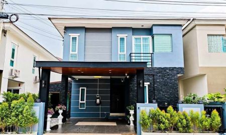 ให้เช่าบ้าน - ให้เช่าบ้านเดี่ยว 2 ชั้น 4 ห้องนอน ตกแต่งหรู ตะเคียนเตี้ย พัทยา