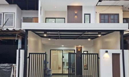 ขายทาวน์เฮาส์ - ทาวน์เฮ้าส์ 2 ชั้น บ้านสวยพร้อมอยู่ หมู่บ้านรัตนาธิเบศร์ บางบัวทอง