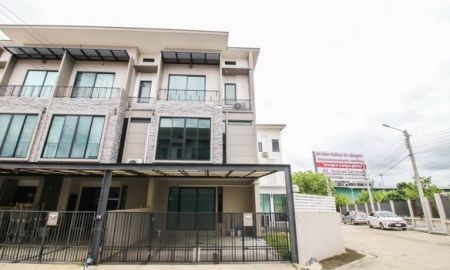 ขายทาวน์เฮาส์ - ขายทาวน์โฮม 3 ชั้น เปี่ยมสุข ปิ่นเกล้า กาญจนา พระราม5 บางใหญ่ ราชพฤกษ์ หลังมุม 35.5 ตร.ว ต่อเติมลงเข็มแล้ว ต้นโครงการ