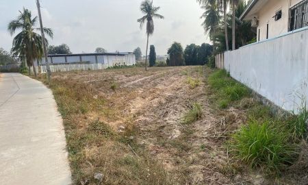 ขายที่ดิน - ขายที่ดินโป่ง 2 ไร่ ติดถนนคอนกรีต ซ.ห้วยยายมุก ใกล้อ่างเก็บน้ำมาบประชัน-1.7กม.อ.บางละมุง ชลบุรี