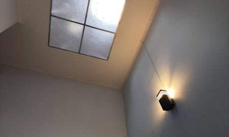 ขายทาวน์เฮาส์ - Sale Townhouse 3 storey ขายทาวเฮาส์พร้อมผู้เช่ารายปีสามารถได้รายได้ทันทีหรือไม่ต้องการผู้เช่าก็เจรจาเพราะรายปีต่อปี ทำเลดีมากๆ