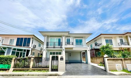 ขายบ้าน - ขายบ้านเดี่ยว ภัสสร เพรสทีจ พุทธมณฑลสาย 4 รีโนเวทใหม่ 55.7 ตร.วา 3 ห้องนอน 3 ห้องน้ำ ราคา 5.59 ล้านบาท