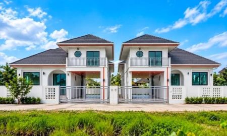 ขายบ้าน - บ้านสร้างใหม่ 2ชั้น โชตนาช้างเผือก ตรงข้ามสนามกอล์ฟลานนา