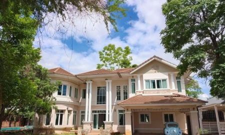 ขายบ้าน - บ้านคฤหาสน์หรู ที่ดินกว้างขวาง ใกล้ตลาด ใกล้เซ็นทรัลเฟสติวัลเชียงใหม่