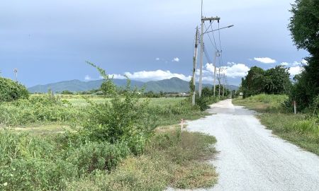 ขายที่ดิน - ขายที่ดินบ้านสวน เมืองชลบุรี เนื้อที่ 8.25ไร่ ติดทางสาธารณะ ใกล้ถนนบายพาสเลี่ยงเมืองชลบุรี ใกล้โลตัลบ้านสวน