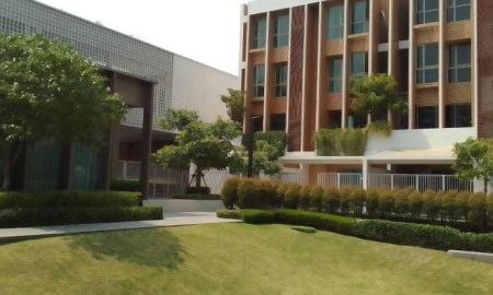ขายทาวน์เฮาส์ - Luxury 4-Story Townhome for Sale | Mayfield Pinklao (4 Beds, Private Elevator, EV Charger, 1.1 km to Central Pinklao) ทาวน์โฮมสร้างใหม่ ถ.บรมราชชนนี